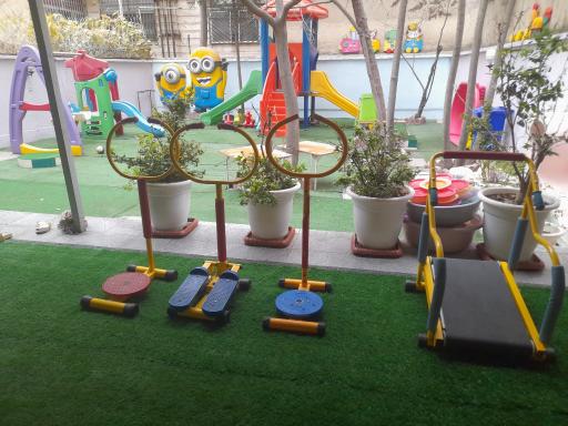 عکس مهد کودک هوشمند سه زبانه هیوا