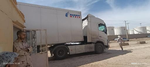 عکس پارکینگ بازارچه مرزی دوغارون 