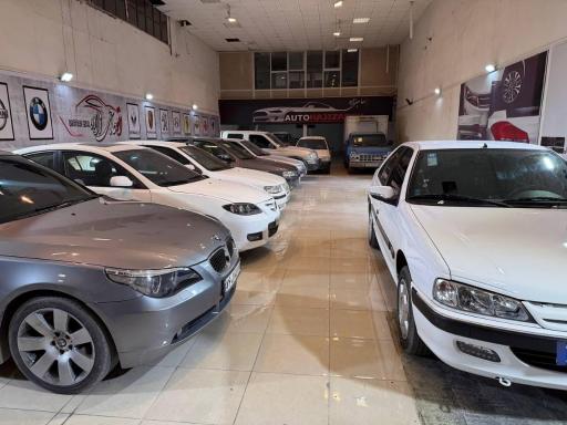 نمایشگاه اتومبیل حاجی زاده