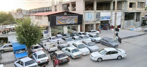 نمایشگاه اتومبیل حاجی زاده
