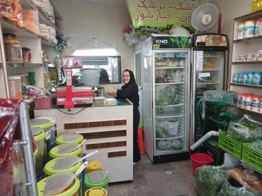 عکس ترشیجات و آبلیمو حسین زاده