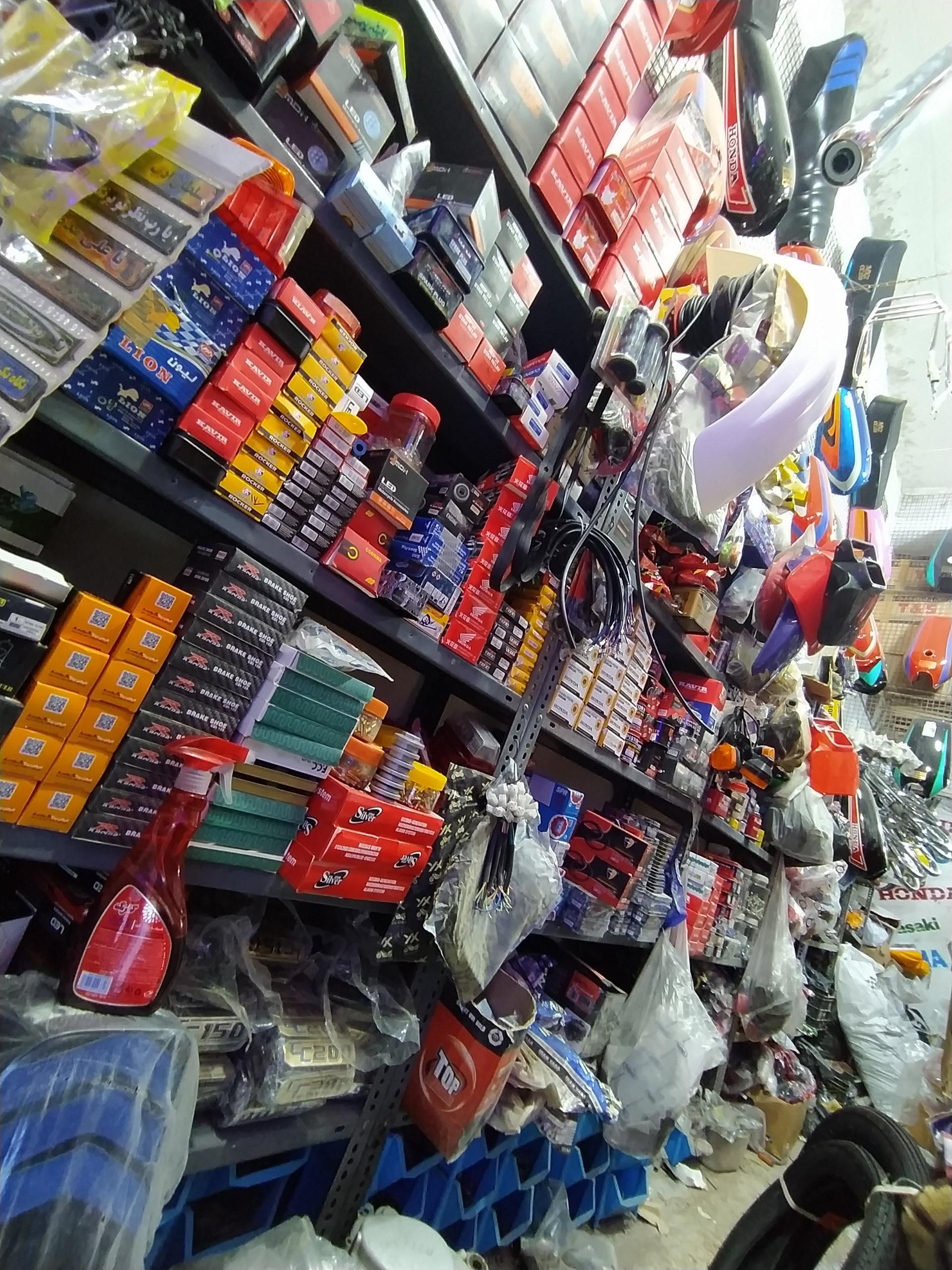 عکس لوازم یدکی موتورسیکلت محمدنقی زاده