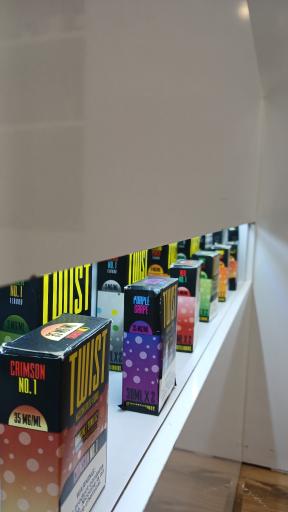 عکس ویپ شاپ پاد مارکت