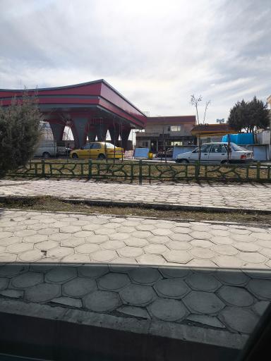 عکس پمپ بنزین ولی عصر