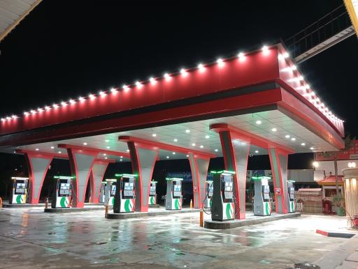 عکس پمپ بنزین ولی عصر