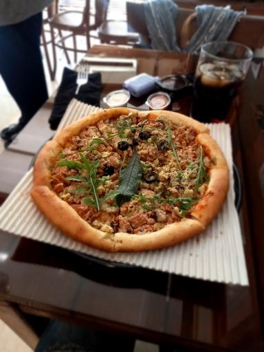 عکس غذای گیاهی بشقاب سبز