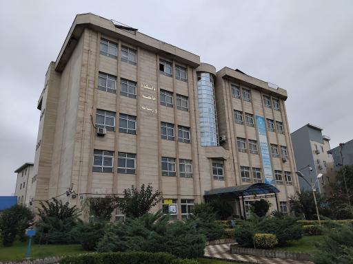 عکس دانشگاه آزاد اسلامی رشت