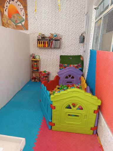 عکس مهدکودک و پیش دبستانی پریسان 