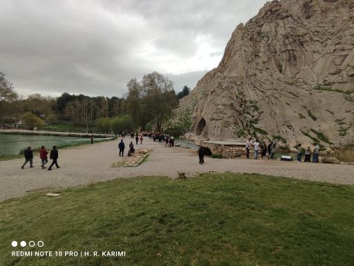 عکس دریاچه طاق بستان