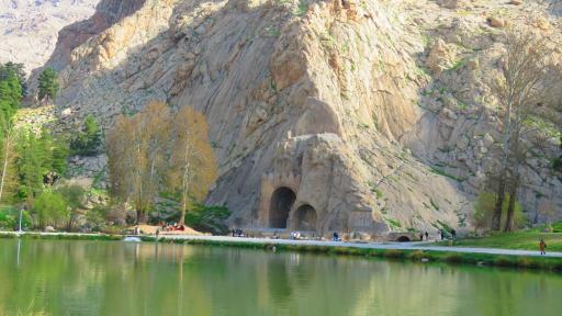 عکس دریاچه طاق بستان