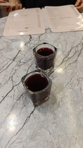 عکس کافه بستنی فوکا