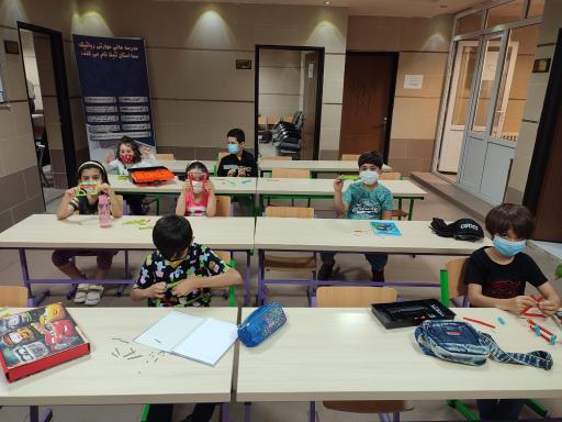 عکس مدرسه عالی مهارتی رباتیک دانشگاه آزاد