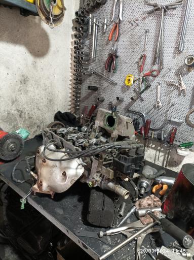 عکس تعمیرگاه تخصصی موتور و گیربکس عسگر