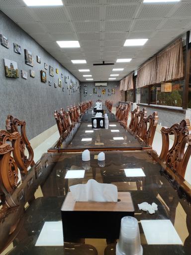 عکس رستوران‌ کلاه فرنگی