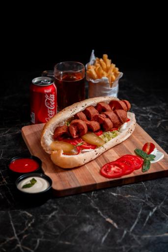 عکس پیتزا ساندویچی جگوار