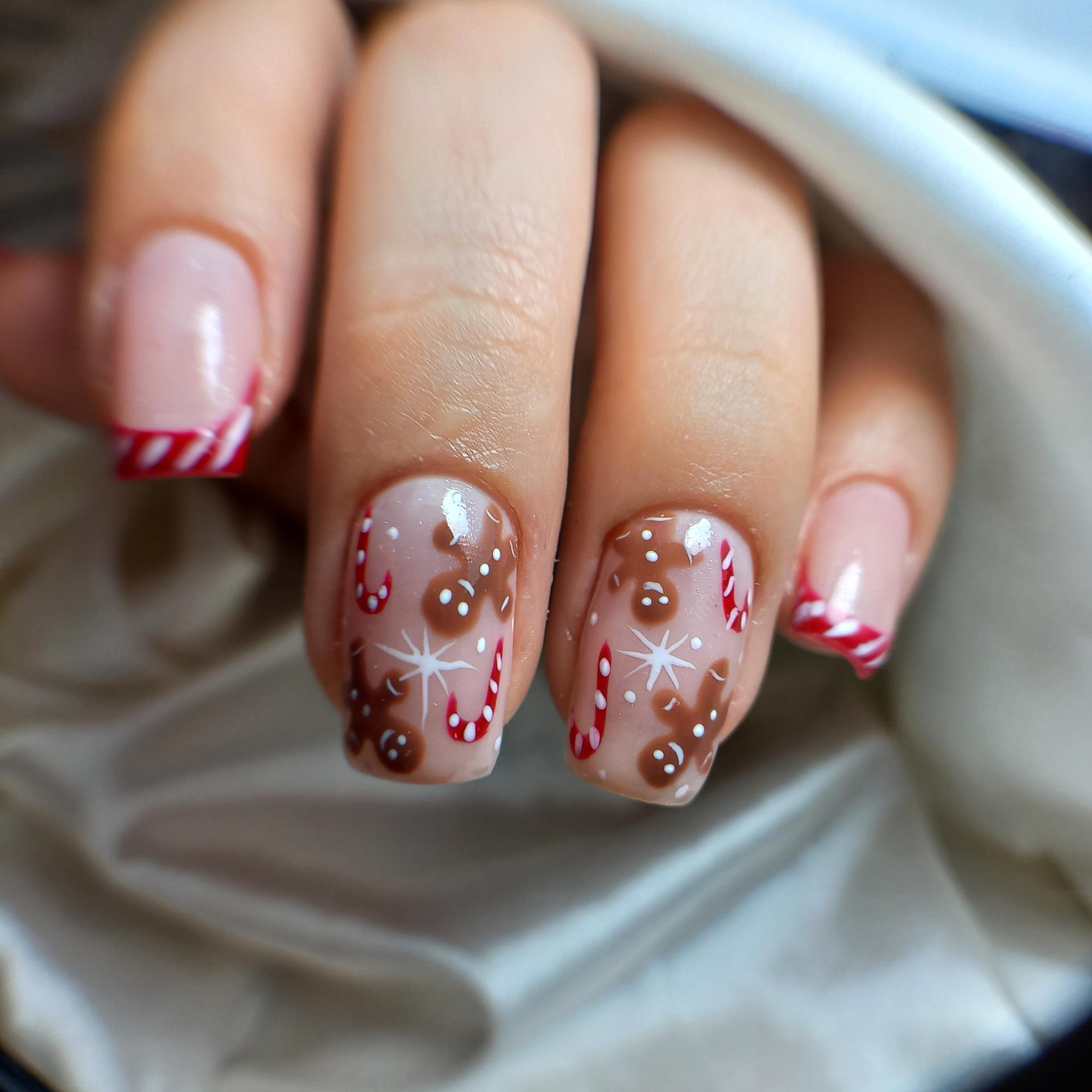 عکس ناخنکار سحر 