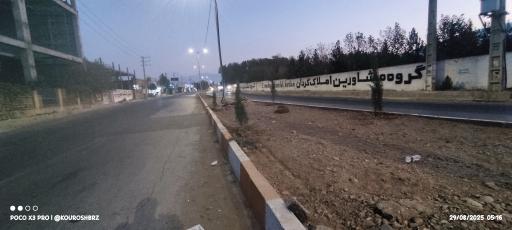 عکس میدان شهدای کردان 