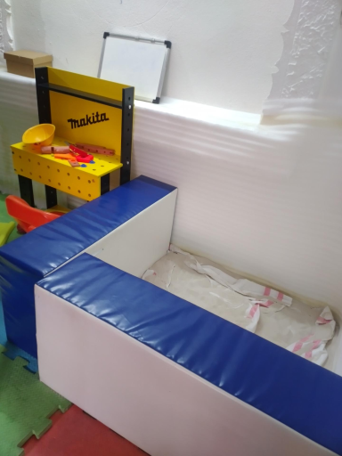 عکس مهد و پیش دبستانی و خانه کودک ریحانه