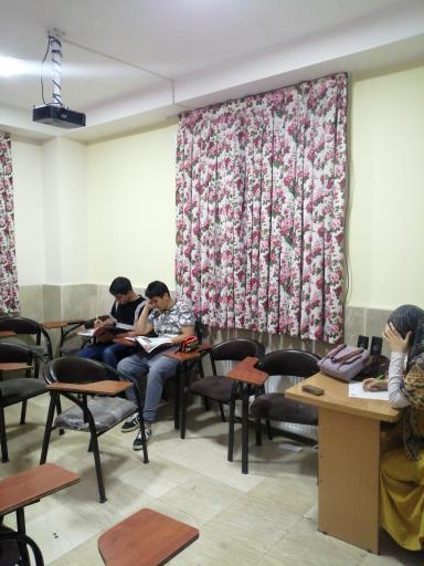 عکس آموزشگاه زبان رهروان دانش 