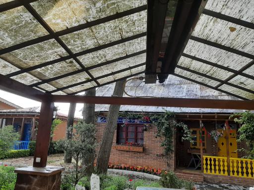 رستوران ماه سو