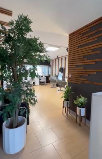 سالن زیبایی سولا