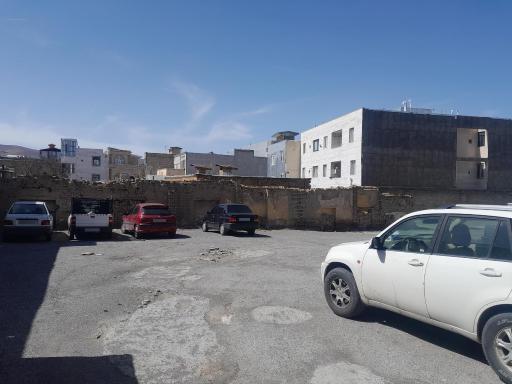 عکس پارکینگ شبانه روزی