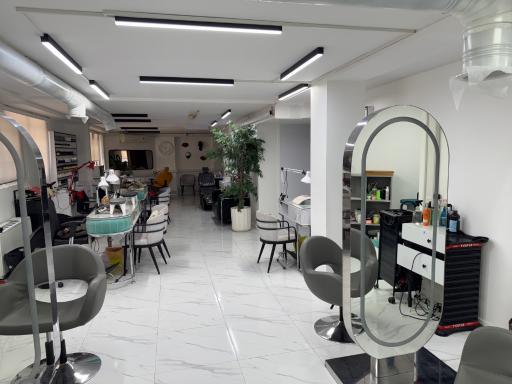 عکس سالن زیبایی سولا