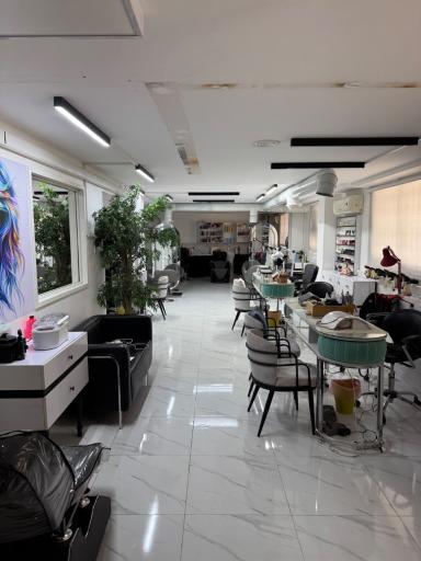 عکس سالن زیبایی سولا