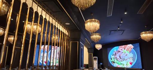 عکس کافه و رستوران مجلل دایمند