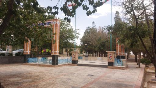 عکس گلزار شهدای باغشن