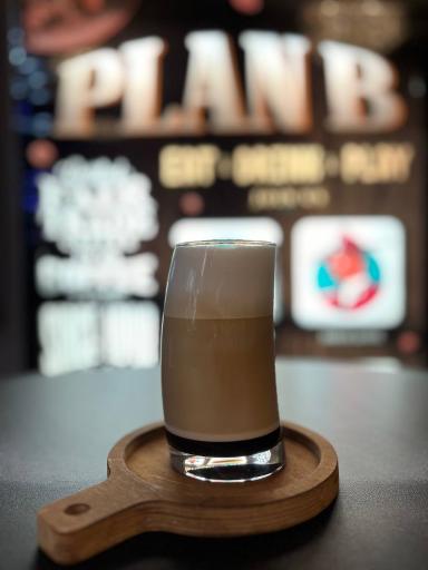 کافه بازی پلن بی