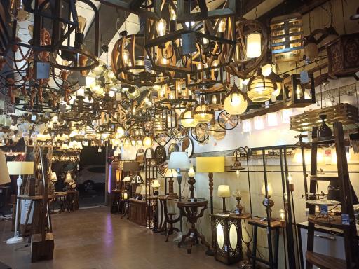 عکس فروشگاه صنایع روشنایی آروین