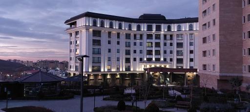 عکس برج باغ آرامیس