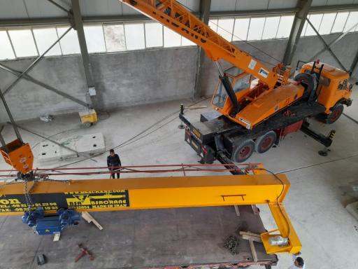 عکس شرکت جرثقیل سازی آداک 