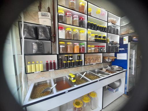 عکس زيتون و ترشیجات اسماعیل