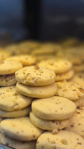 کافه شیرینی ری‌را