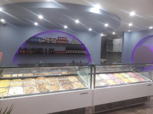 عکس شیرینی سرای قصر پاپلی شعبه مرکزی