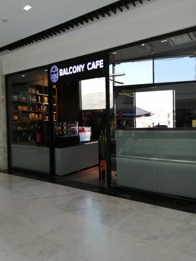 عکس کافه بالکنی