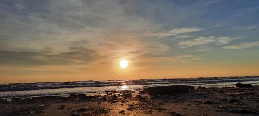 عکس ساحل مخیری آستارا