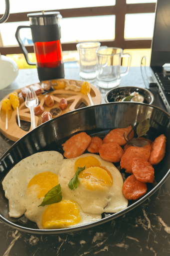 عکس کافه ساحلی آفاق