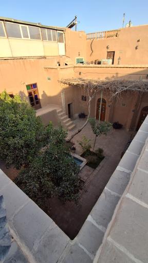 هتل سنتی شرق