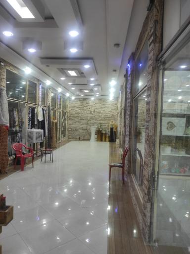 عکس مجتمع تجاری  کوروش