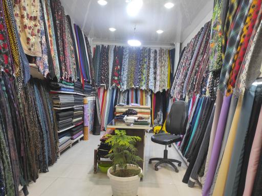 عکس مجتمع تجاری  کوروش