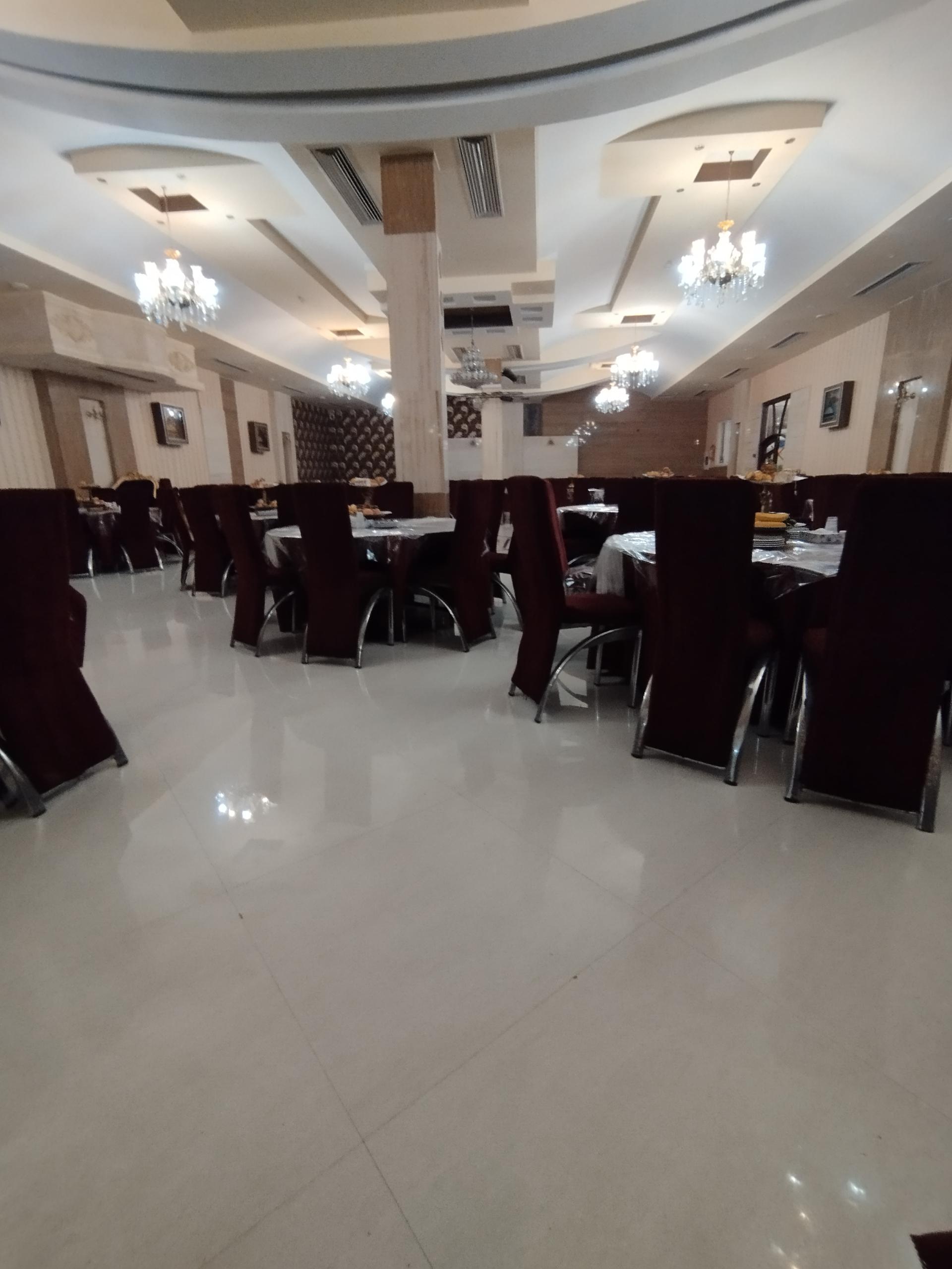 عکس تالار قصر رامان