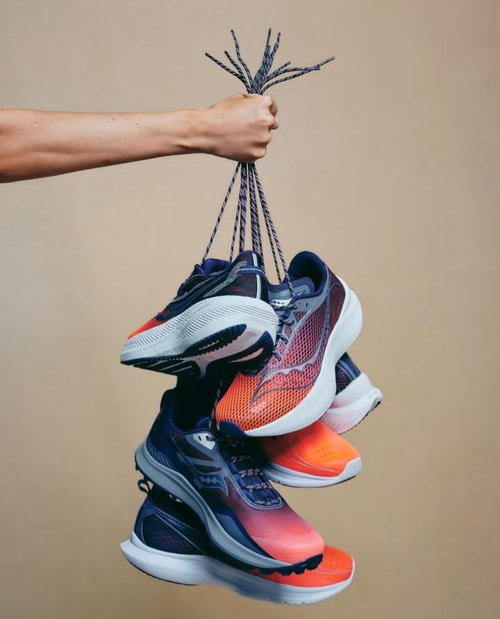 عکس کتونی استوک آماج