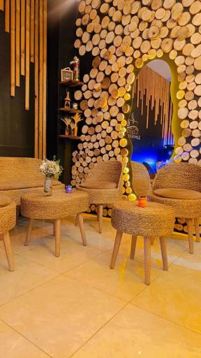 عکس کافه لاویسان