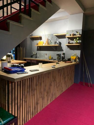 عکس کافه گیم بِرِیک