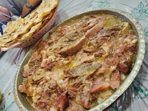 عکس طباخی سرو