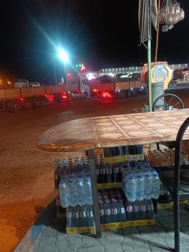 عکس پمپ بنزین جندق