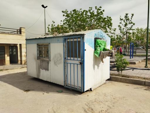 عکس نگهبانی بوستان انارگل